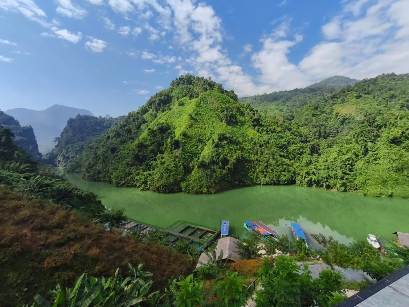 Hg Hostel Provide Tours & Motorbikes Ha Giang Exteriör bild